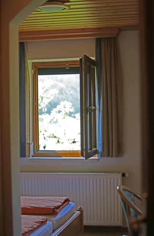 Appartementhaus Wehrenfennig Gosau Ruang foto